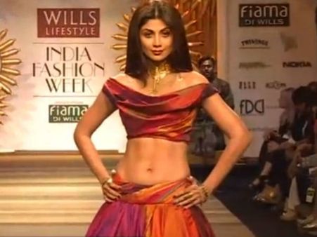 Pics : ‘હું પણ હવે નિર્માતા છું, હીરોઇન પાસેથી નો પ્રેગ્નંસી બૉન્ડ સાઇન કરાવીશ’