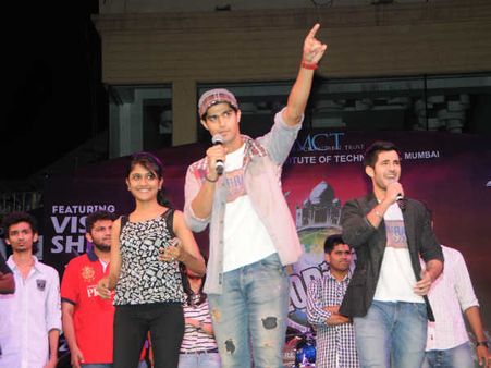 રાજીવ ગાંધી કૉલેજ કલ્ચરલ ફેસ્ટિવલ રાજીવ ગાંધી કૉલેજ કલ્ચરલ ફેસ્ટિવલ