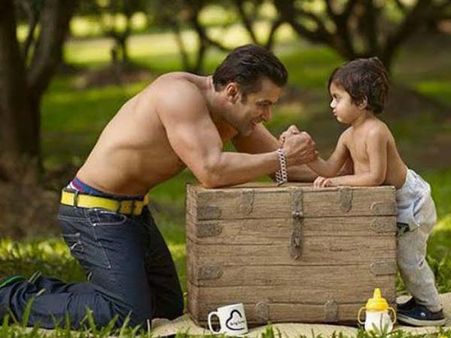 Pics : ‘કોણ કહે છે જય હો ફ્લૉપ રહી, જરા તમે કમાવી બતાવો 120 કરોડ’