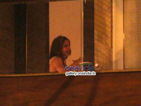 એન્જૉય કરતા સુઝાન