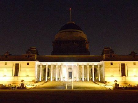 અર્થ આવર દરમિયાન રાષ્ટ્રપતિ ભવન અર્થ આવર દરમિયાન રાષ્ટ્રપતિ ભવન