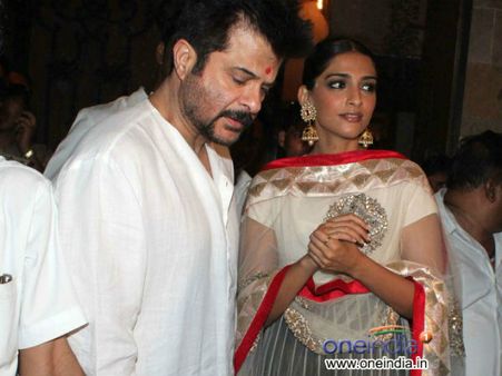 Pics : મારા પપ્પા દુનિયાના બેસ્ટ પપ્પા : સોનમ