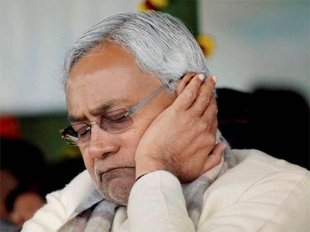 નીતિશ વિરૂદ્ધ કેટલાક મોરચા