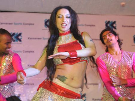 શાંતિ ડાયનામાઇટનો ડાયનામાઇટ ડાન્સ