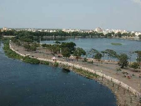 લાખોટા તળાવ