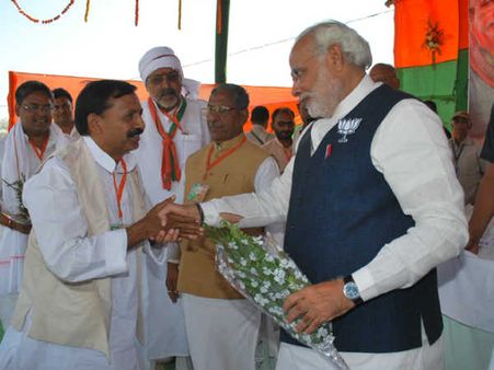 મને 60 મહિના આપીને જુઓ