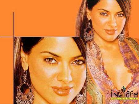 ખુશખુશાલ સમીરા