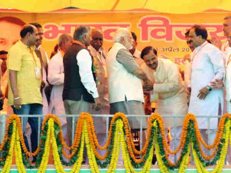 વીજળીના કારખાના કેમ બંધ છે વીજળીના કારખાના કેમ બંધ છે