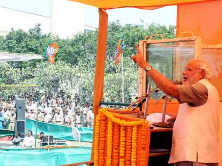 રોબર્ટ વાઢેરાને કહ્યા બાજીગર રોબર્ટ વાઢેરાને કહ્યા બાજીગર