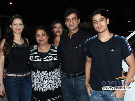 મૈં તેરા હીરો સ્પેશિયલ સ્ક્રીનિંગ