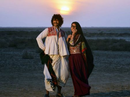 રશિયન વૈજ્ઞાનિક યુવતીનું આગમન રશિયન વૈજ્ઞાનિક યુવતીનું આગમન