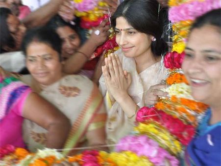 ડિંપલને જીતની આશા 