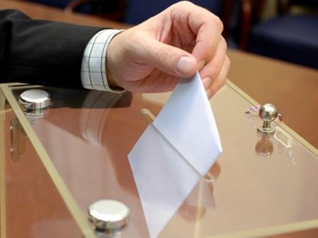 ક્યારેક કાચની મતપેટીઓ હતી