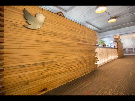 રિસેપ્શન એરિયા 