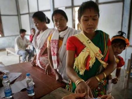 આસામ-ત્રિપુરામાં રેકોર્ડબ્રેક 84 ટકા મતદાન, વોટિંગ સાંજે 7 સુધી થશે