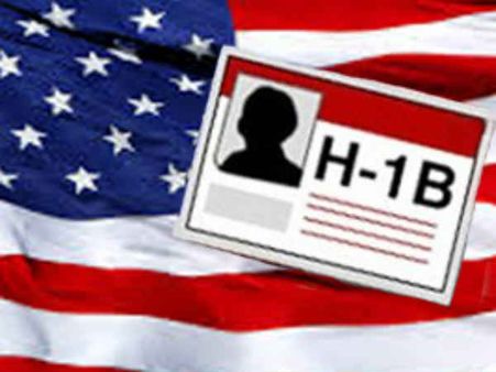 USમાં H1B વિઝા ધારકોના જીવનસાથી જોબ કરી શકશે