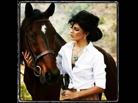 બૉલીવુડ સેલિબ્રિટીઓનો પ્રાણી પ્રેમ બૉલીવુડ સેલિબ્રિટીઓનો પ્રાણી પ્રેમ