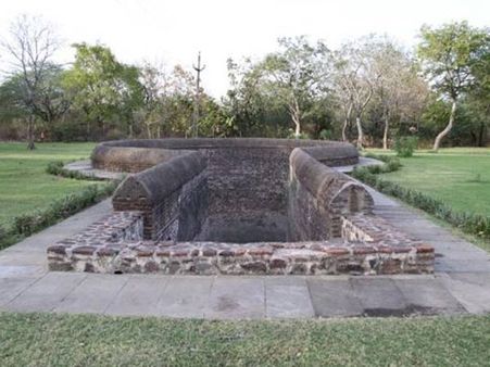 હેલીકલ બાવલી