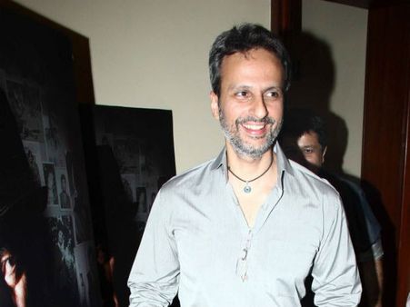 પ્રેમ ચોપરાની ઑયોબાયોગ્રાફી લૉન્ચિંગ પ્રેમ ચોપરાની ઑયોબાયોગ્રાફી લૉન્ચિંગ