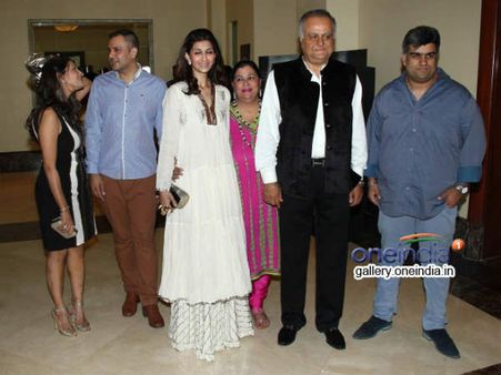 પ્રેમ ચોપરાની ઑયોબાયોગ્રાફી લૉન્ચિંગ પ્રેમ ચોપરાની ઑયોબાયોગ્રાફી લૉન્ચિંગ