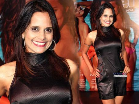 ઇલ્યુસ્ટ્રેટેડ મૅગેઝીન ગોલ્ડન જ્યુબિલી સ્વિમસૂટ ઇસ્યુ લૉન્ચ