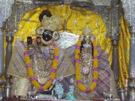 શ્રી નિમ્બર્ક પીઠ