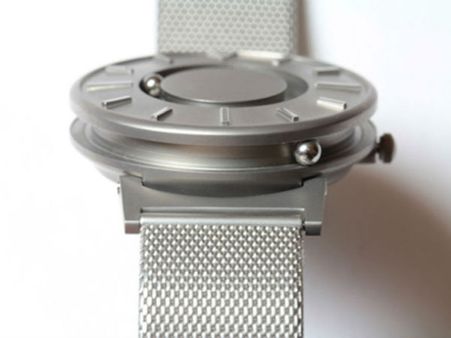 ઘડિયાળની વિશિષ્ટતા