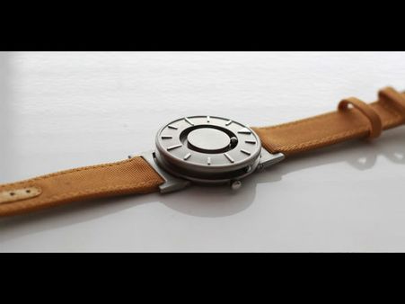 દ્રષ્ટિહીન મિત્ર માટે બનાવી