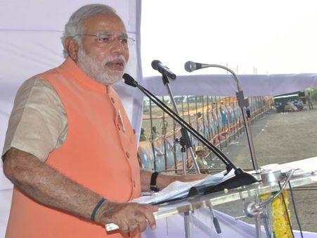 તે નામદાર છે, હું કામદાર છું
