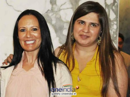 2 સ્ટેટ્સ સ્પેશિયલ સ્ક્રીનિંગ