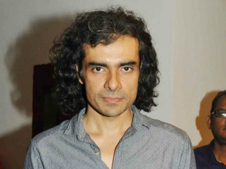 2 સ્ટેટ્સ સ્પેશિયલ સ્ક્રીનિંગ