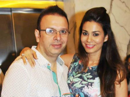 2 સ્ટેટ્સ સ્પેશિયલ સ્ક્રીનિંગ