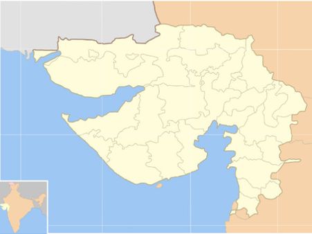 મતોમાં જાતિવાદી સમીકરણનું પ્રતિબિંબ મતોમાં જાતિવાદી સમીકરણનું પ્રતિબિંબ