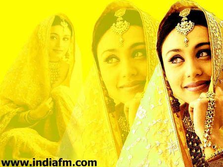 આદિત્ય સાથે ફેરા ફરતી વખતે કોને મિસ કરી રહી હતી ‘રાણી’?