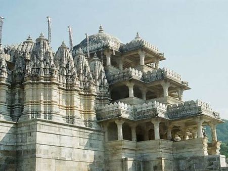 મંદિરોનું શહેર કહેવાય છે રાજસ્થાનનું રણકપુર