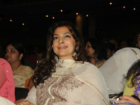 જુહી ચાવલા જુહી ચાવલા