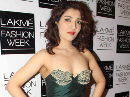 ગોવિંદાના પત્નીની ડંફાસ : નર્મદાએ 30 ફિલ્મો ઠુકરાવી, સ્ક્રિપ્ટ સારી નહોતી!