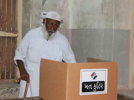 ગુજરાતમાં મતદાન