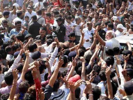 ગુજરાતને ક્યારે નીચું નહીં આવવા દઉ 