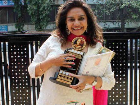 દાદાસાહેબ ફાલ્કે એકેમેડી ઍવૉર્ડ્સ