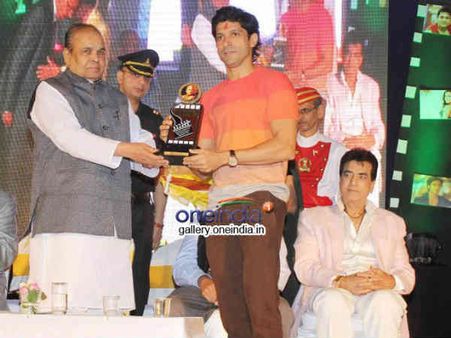 ખુશખુશાલ ફરહાન