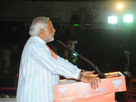 ગંદી ગાળો કોણ આપે છે?