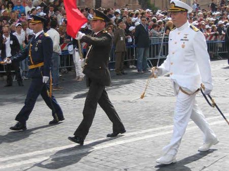 8 તુર્કી 8 તુર્કી