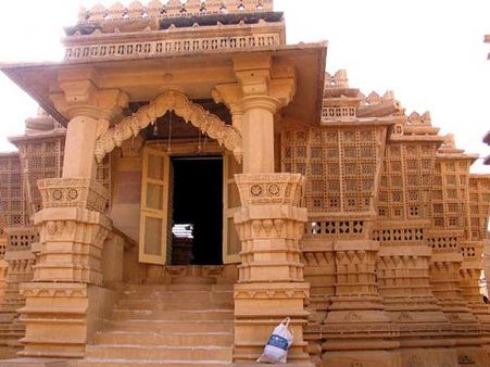 લોદુરવાનું સુંદર દ્રશ્ય