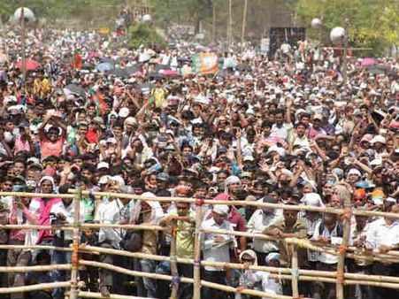 સ્મૃતિએ ગુજરાતમાં ઉત્તમ કાર્ય કર્યું હતું સ્મૃતિએ ગુજરાતમાં ઉત્તમ કાર્ય કર્યું હતું