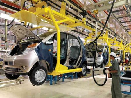 ગુજરાતમાં નમો લાવ્યા નેનો...