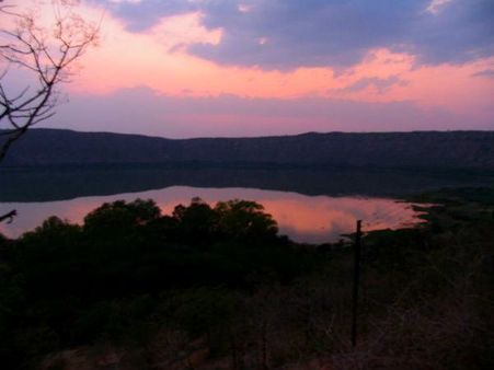 નહીં જાણતા હોવ ભારતના આ રહસ્યમય સ્થળોનું સીક્રેટ