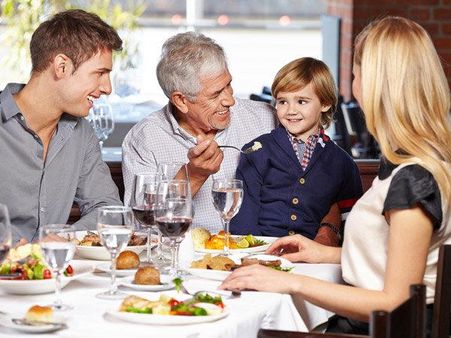 તે પરિવારનું મહત્વ જાણે છે 