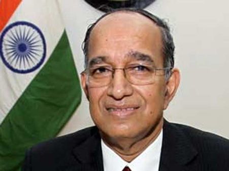 મીડિયા એક્ઝિટ પોલ બતાવે પરંતુ 6.30 પછી: ચૂંટણી પંચ