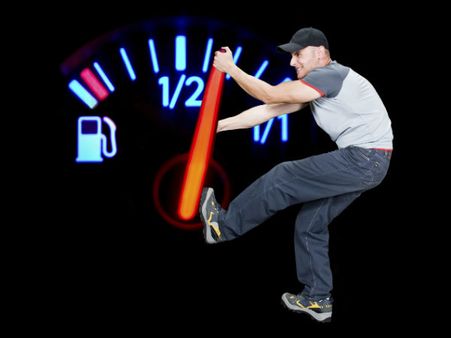 કારની એવરેજ વધારે તેવા 15 કાર માઇલેજ ટીપ્સ